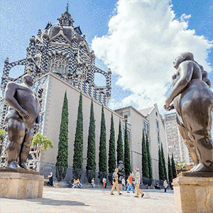 Turismo en medellin plaza de botero