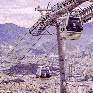 turismo en medellin metrocable 13